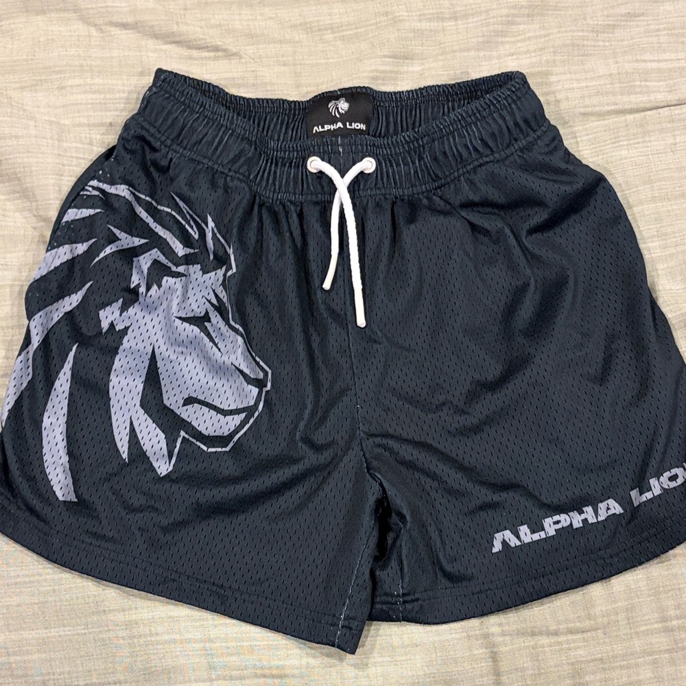 Alpha Lion Athletic Men's Size Small Shorts
